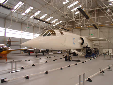 A forward view of TSR-2 XR220 at RAF Cosford.jpg (25 KB)